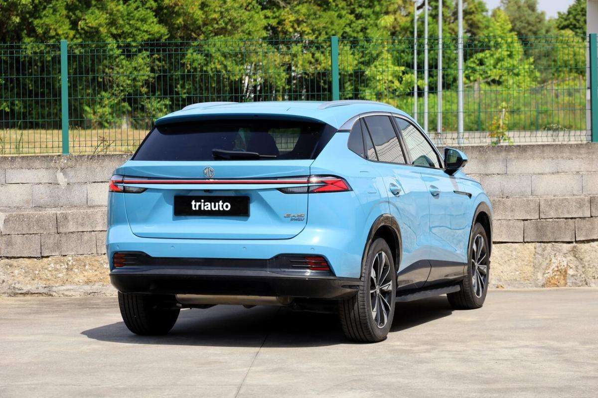 mg-hs-2025-hibrido-a-gasolina-1496cc