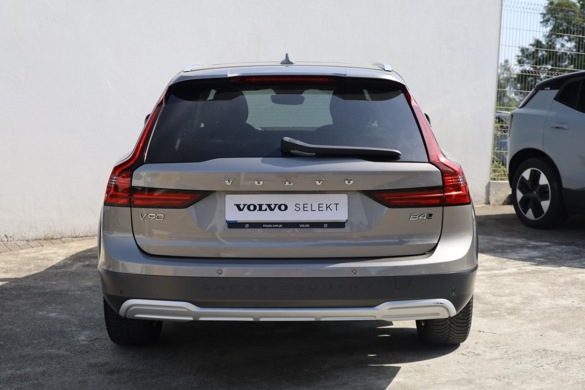 volvo-v90-2022-diesel-1969cc