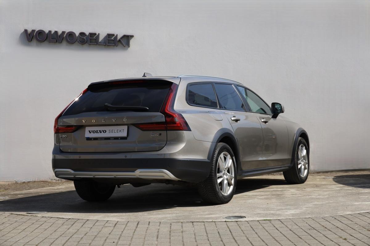 volvo-v90-2022-diesel-1969cc
