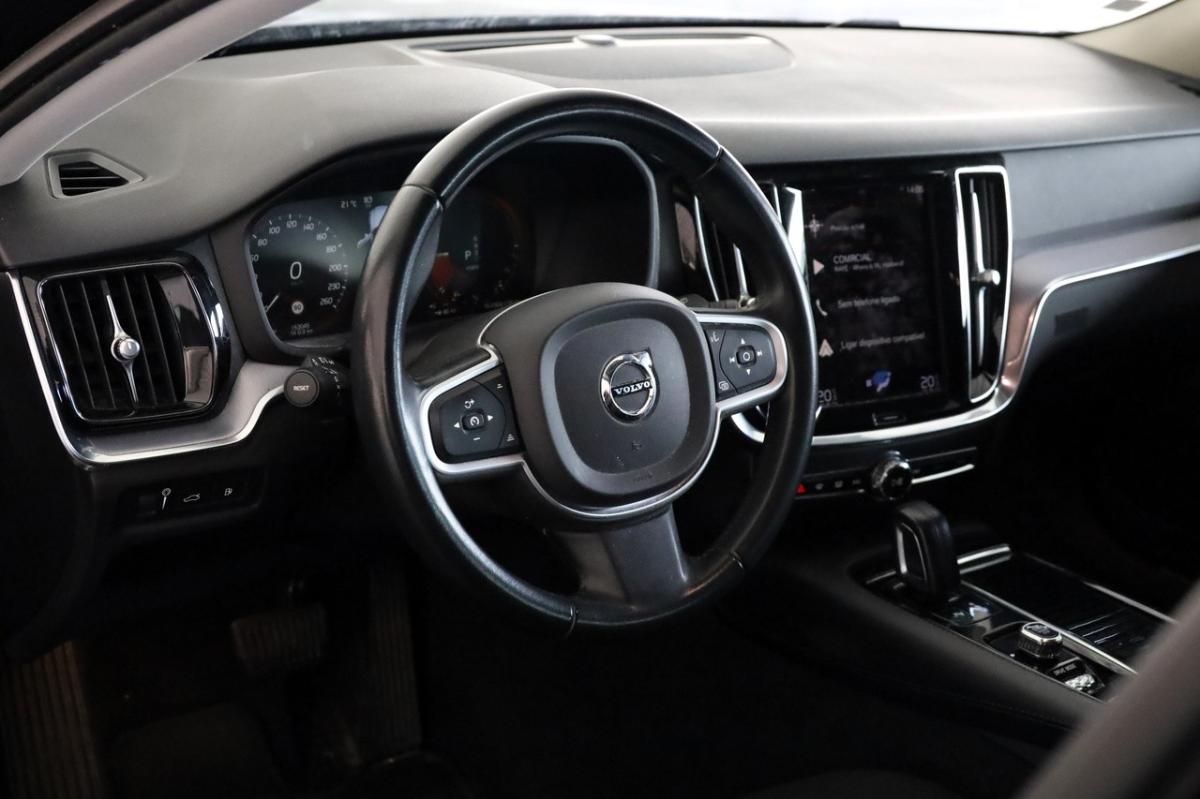 volvo-v60-2021-hibrido-a-gasolina-1969cc