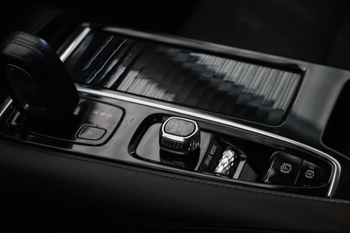 volvo-v60-2021-hibrido-a-gasolina-1969cc