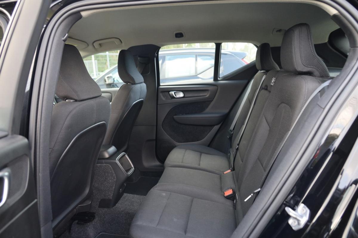volvo-xc40-2018-diesel-1969cc