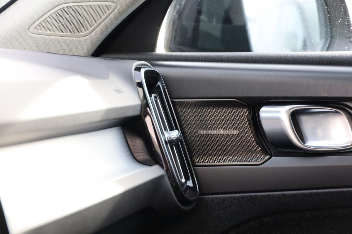 volvo-xc40-2018-diesel-1969cc