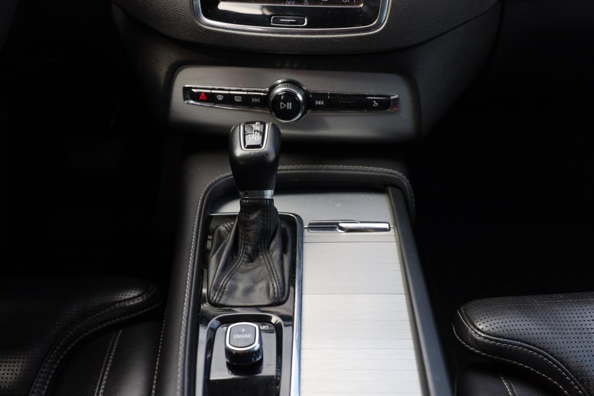 volvo-xc90-2015-diesel-1969cc
