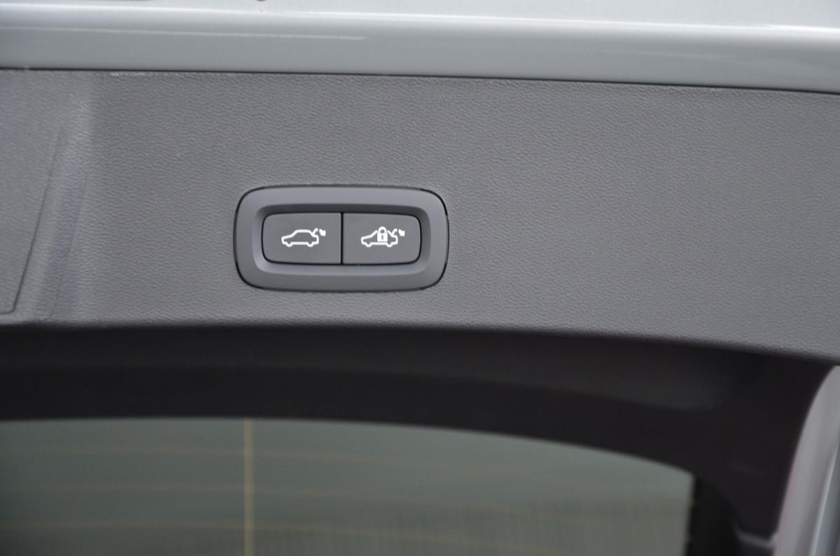 volvo-xc40-2024-eletrico-0cc