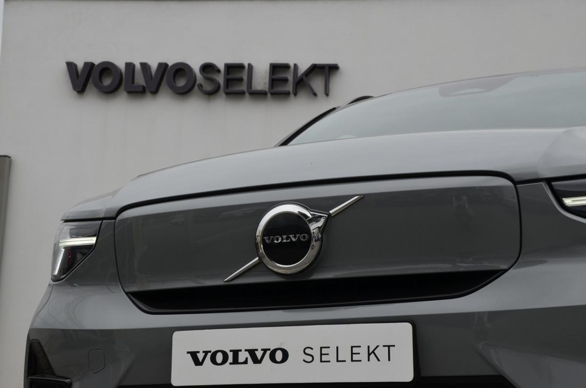 volvo-xc40-2024-eletrico-0cc