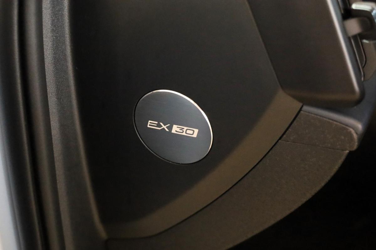 volvo-ex30-2025-eletrico-0cc
