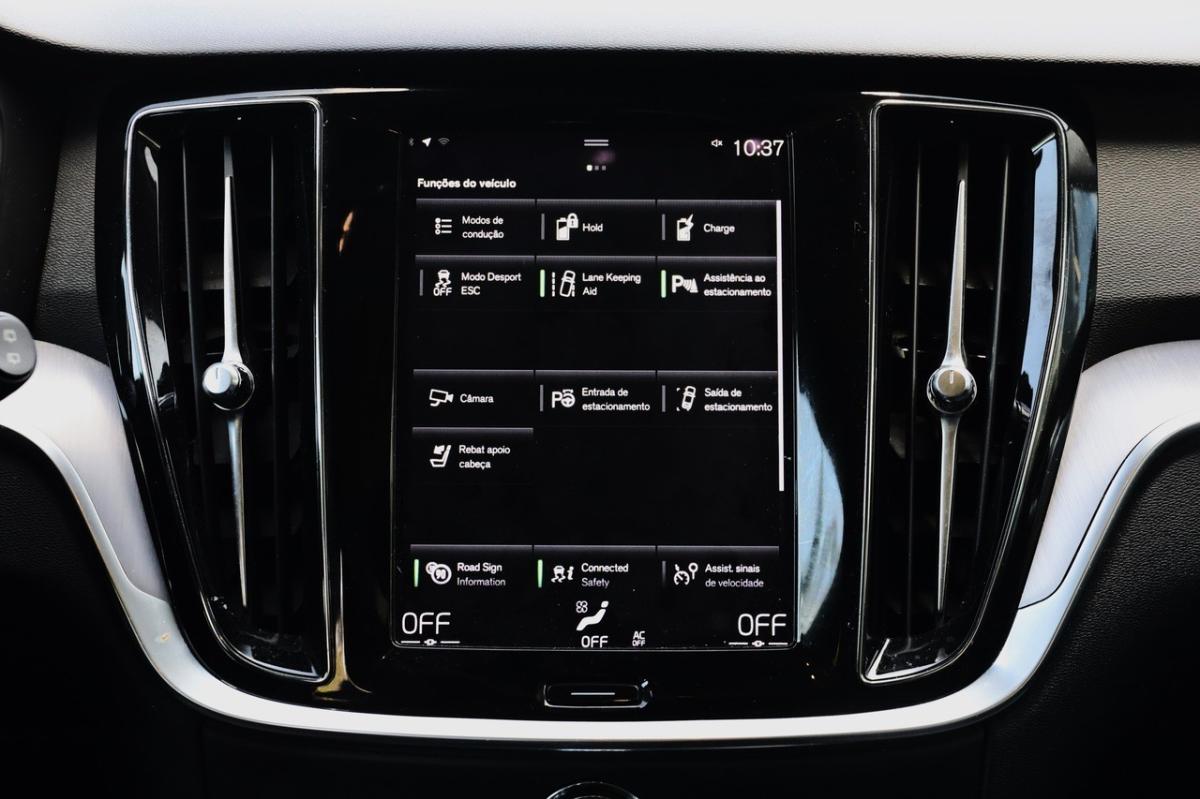 volvo-v60-2022-hibrido-a-gasolina-1969cc