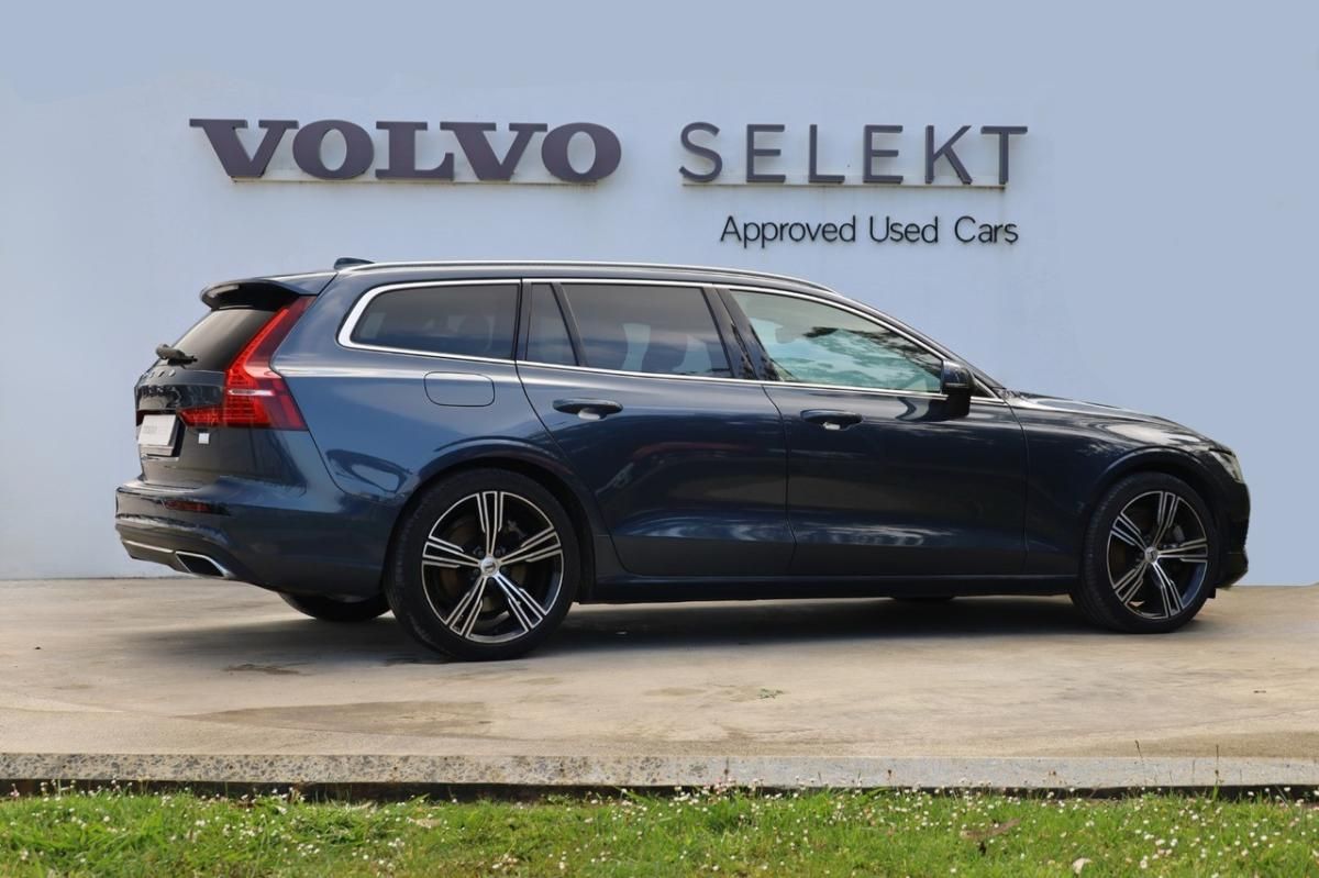 volvo-v60-2022-hibrido-a-gasolina-1969cc