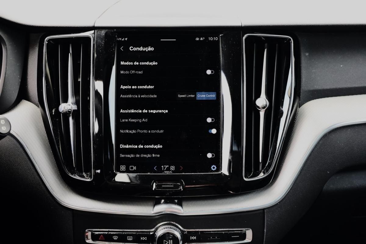 volvo-xc60-2022-diesel-1969cc