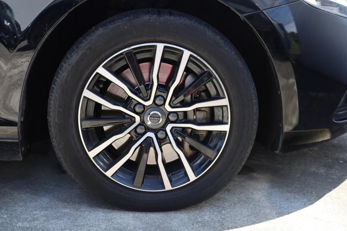 volvo-v40-2019-diesel-1969cc