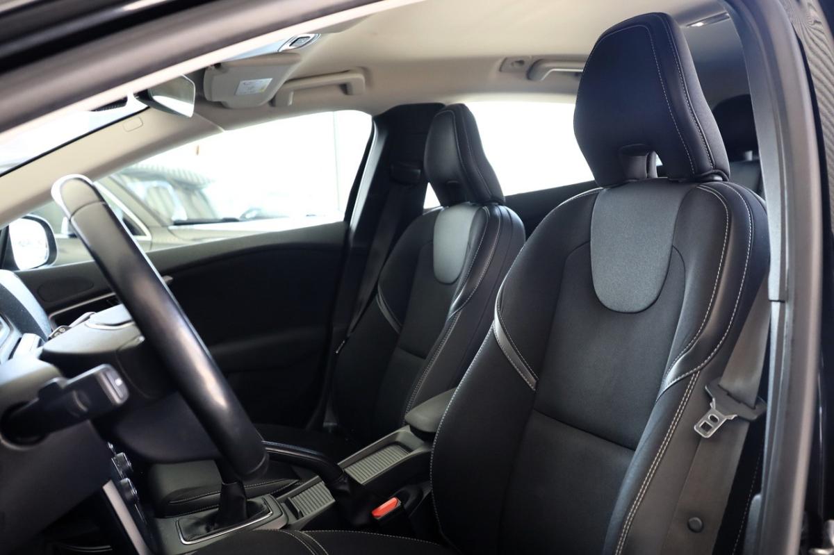 volvo-v40-2019-diesel-1969cc