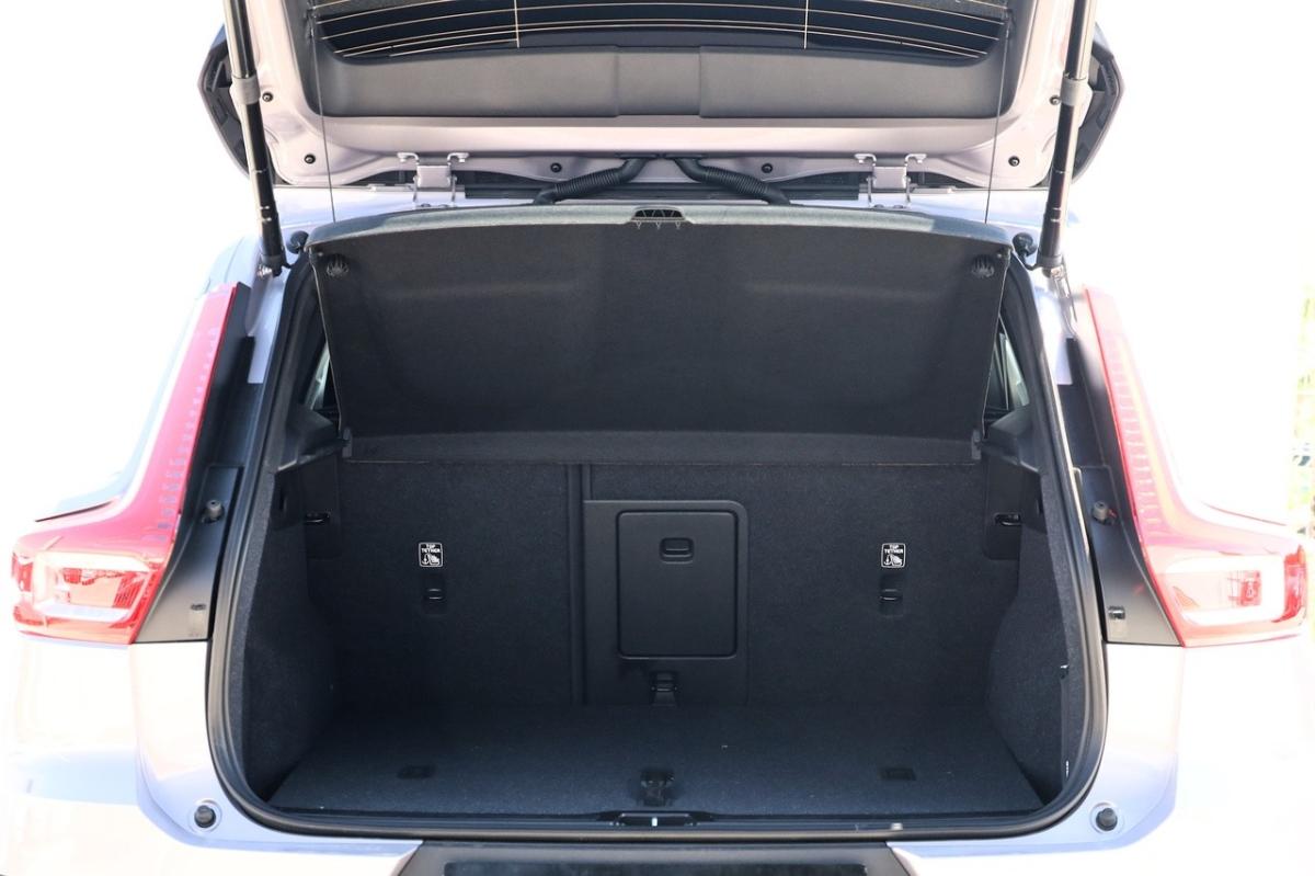 volvo-ex40-2026-eletrico-0cc