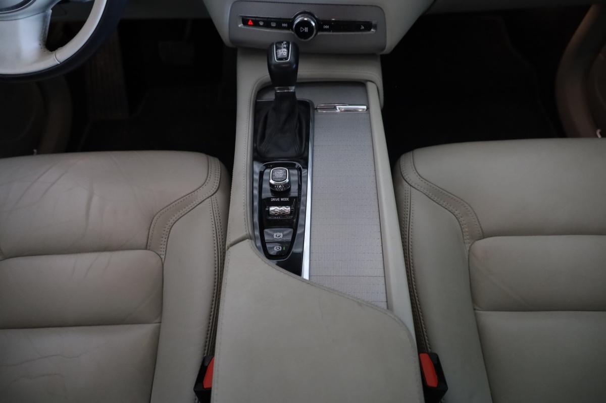 volvo-xc90-2018-diesel-1969cc