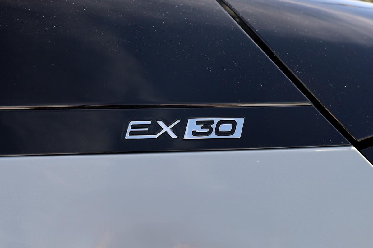 volvo-ex30-2025-eletrico-0cc