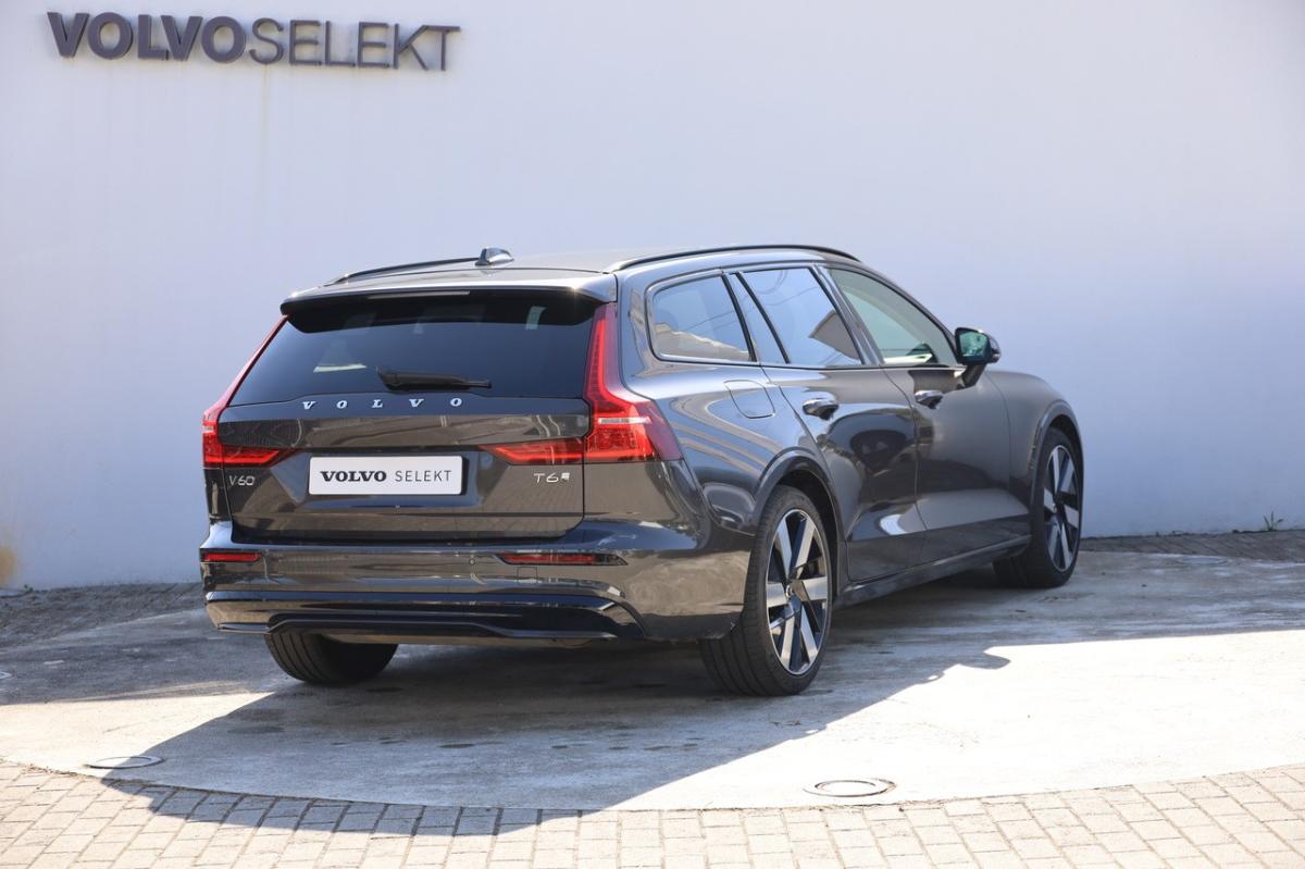 volvo-v60-2024-hibrido-a-gasolina-1969cc