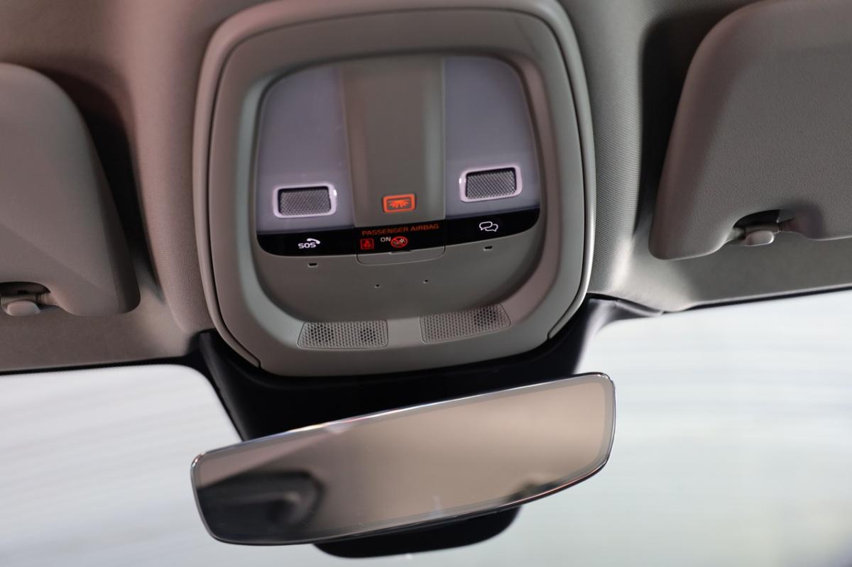 volvo-v60-2024-hibrido-a-gasolina-1969cc