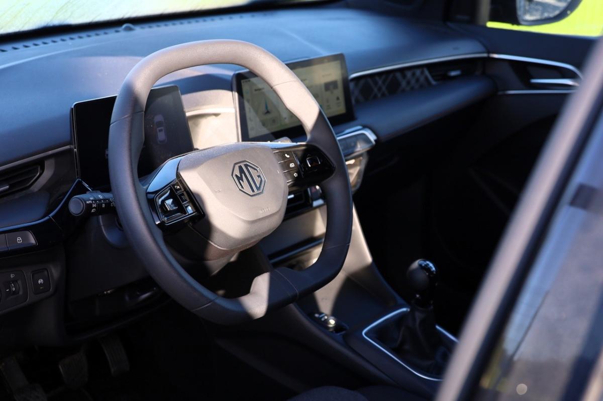 mg-mg3-2025-gasolina-1495cc