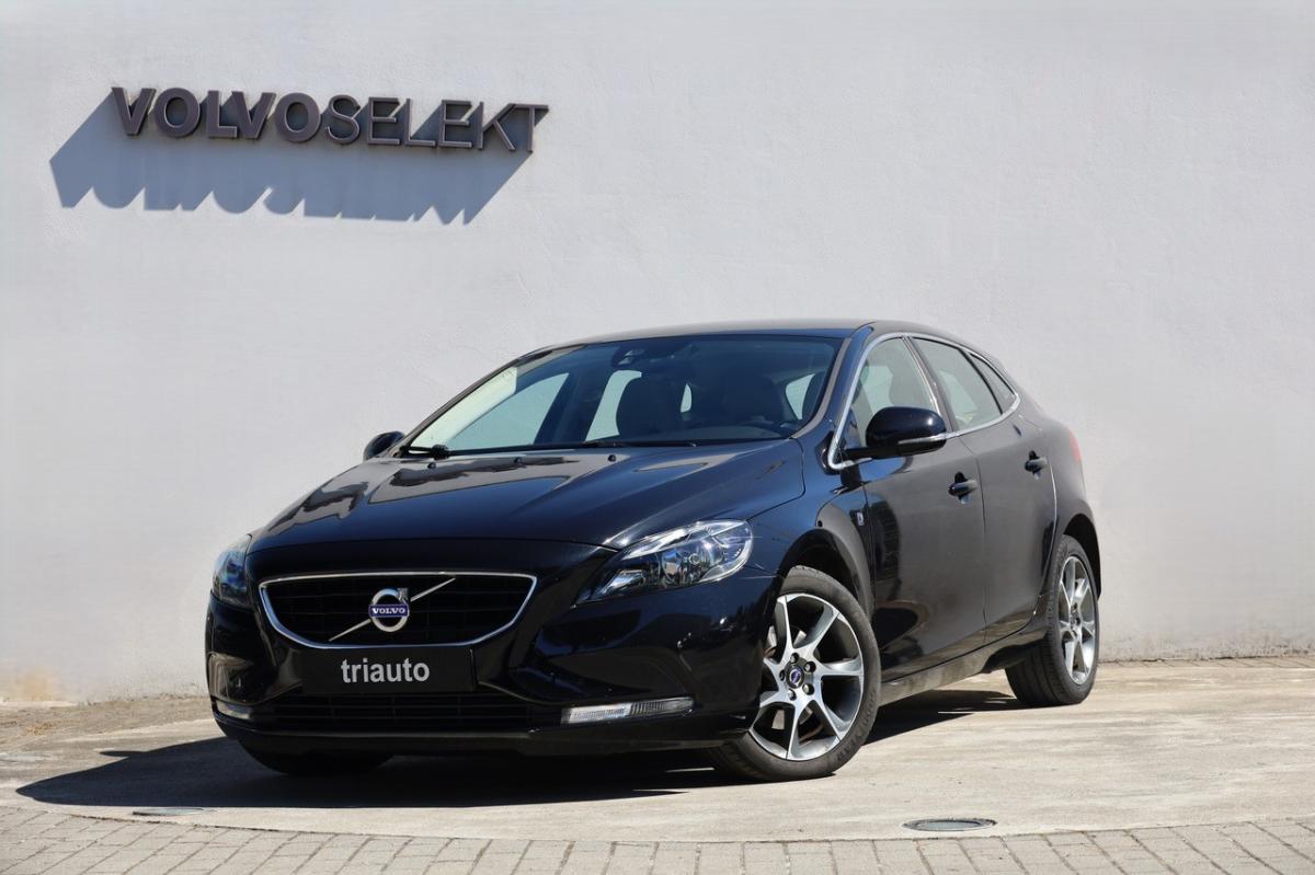 volvo-v40-2015-diesel-1969cc
