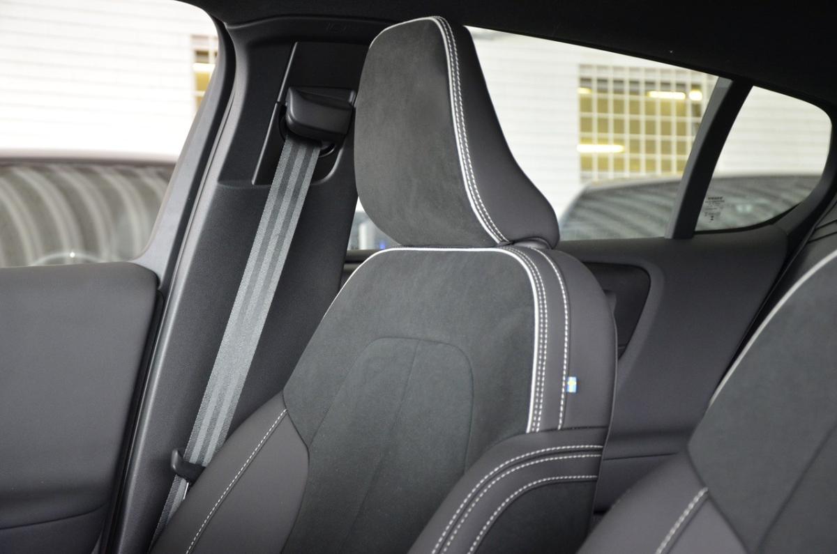 volvo-c40-2024-eletrico-0cc