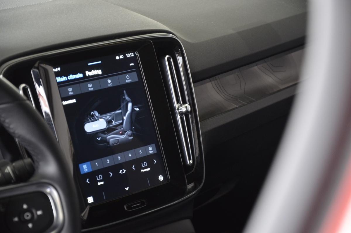 volvo-c40-2024-eletrico-0cc