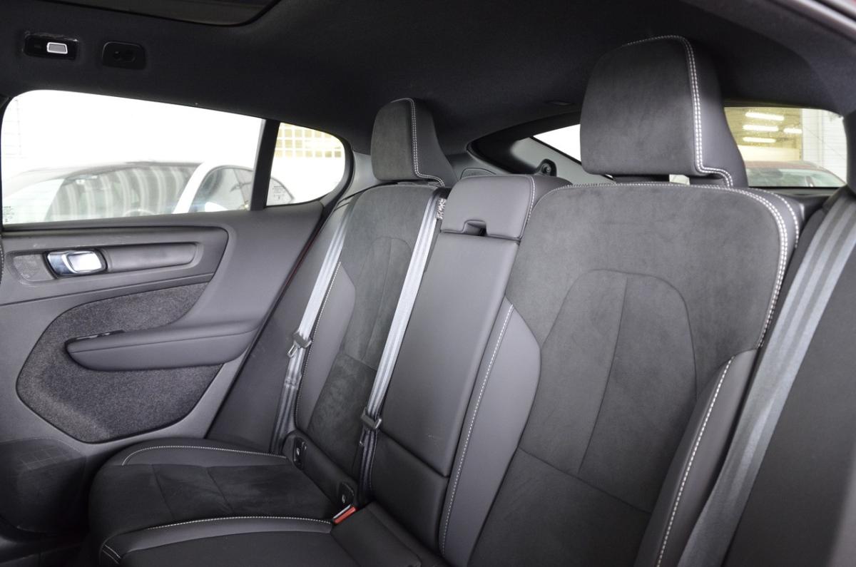 volvo-c40-2024-eletrico-0cc