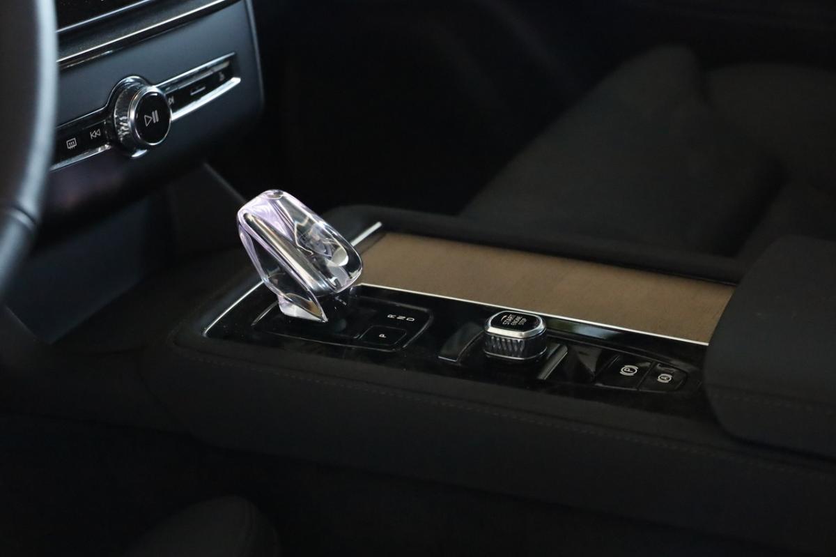 volvo-xc90-2025-hibrido-a-gasolina-1969cc