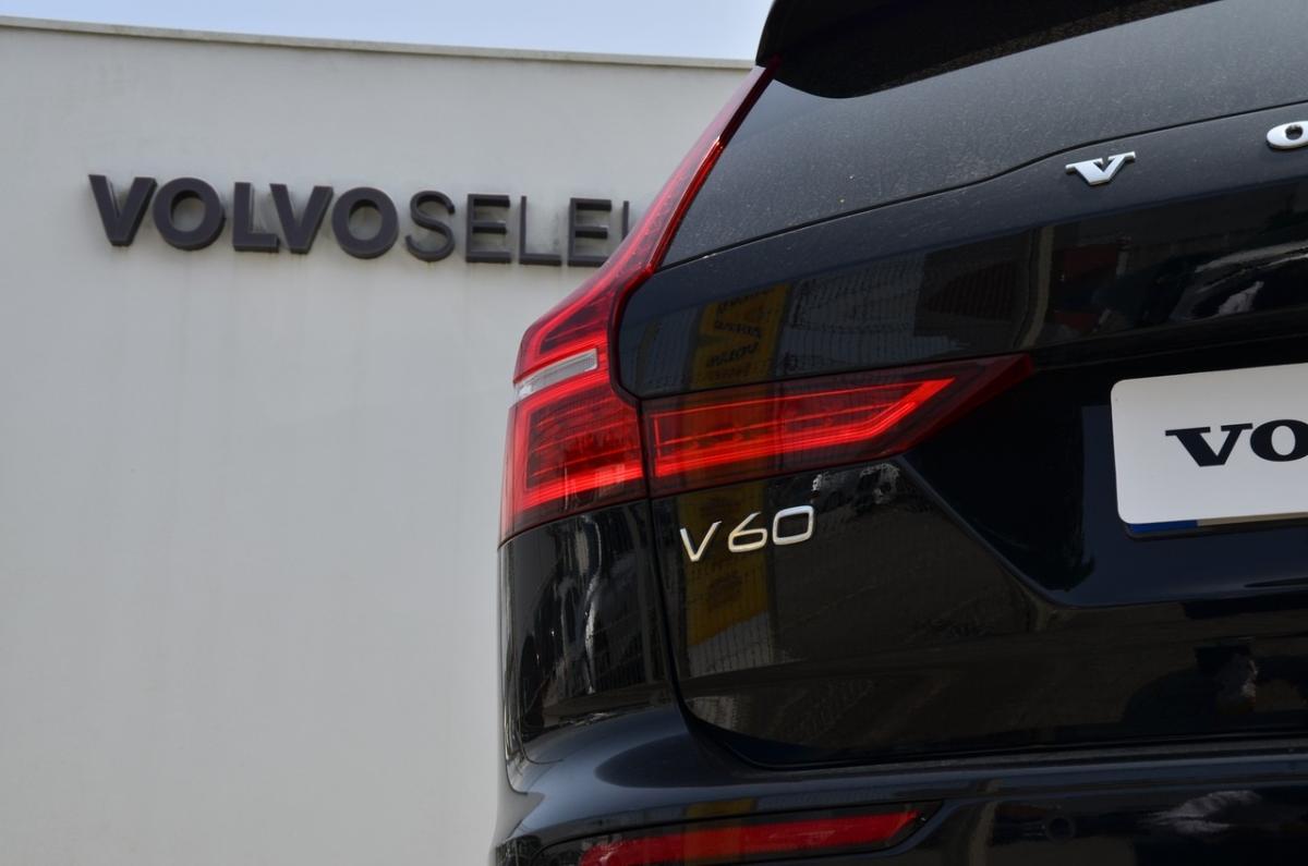 volvo-v60-2024-hibrido-a-gasolina-1969cc