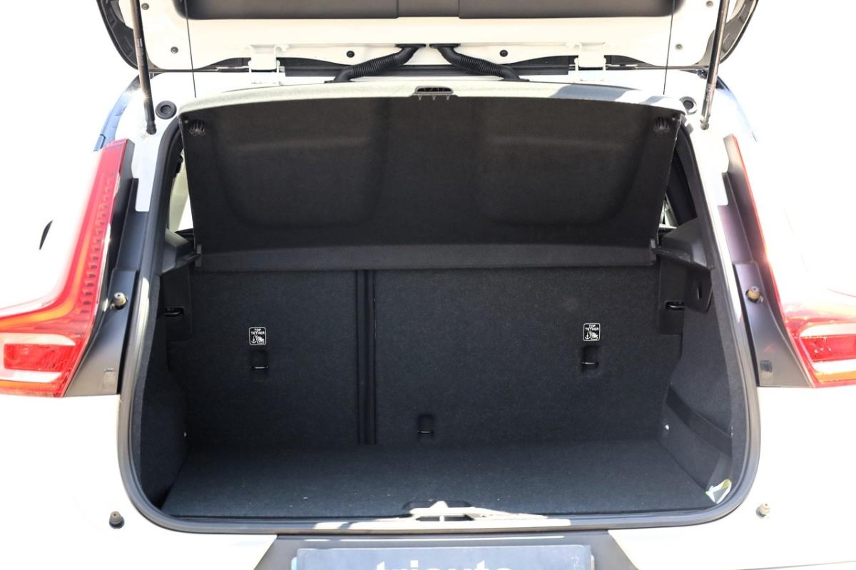 volvo-xc40-2019-gasolina-1477cc