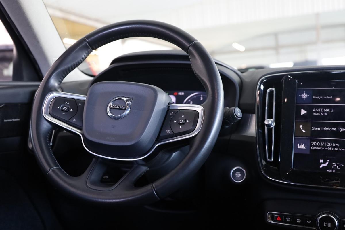 volvo-xc40-2019-diesel-1969cc