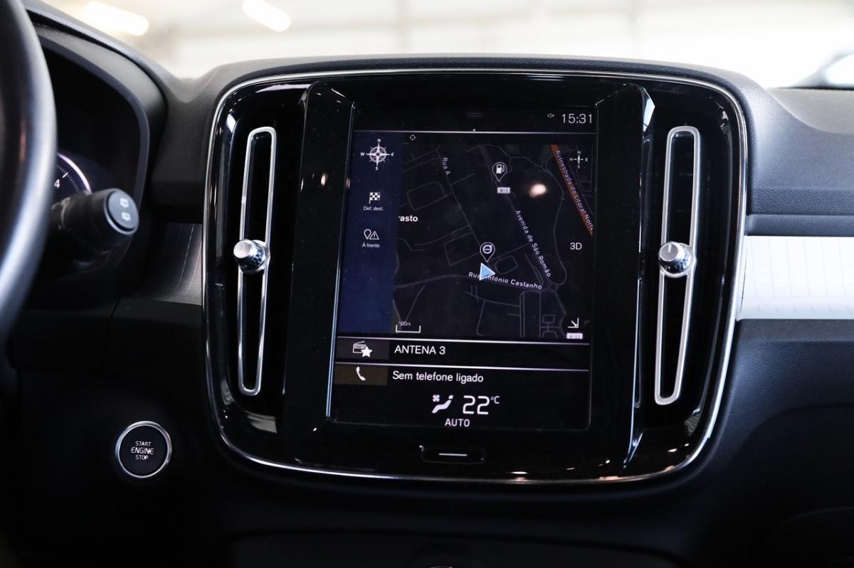 volvo-xc40-2019-diesel-1969cc