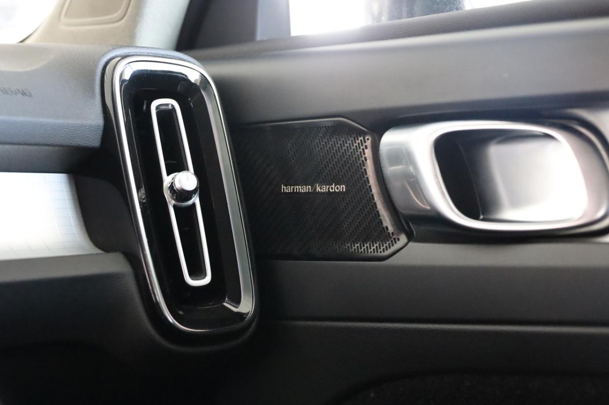volvo-xc40-2019-diesel-1969cc