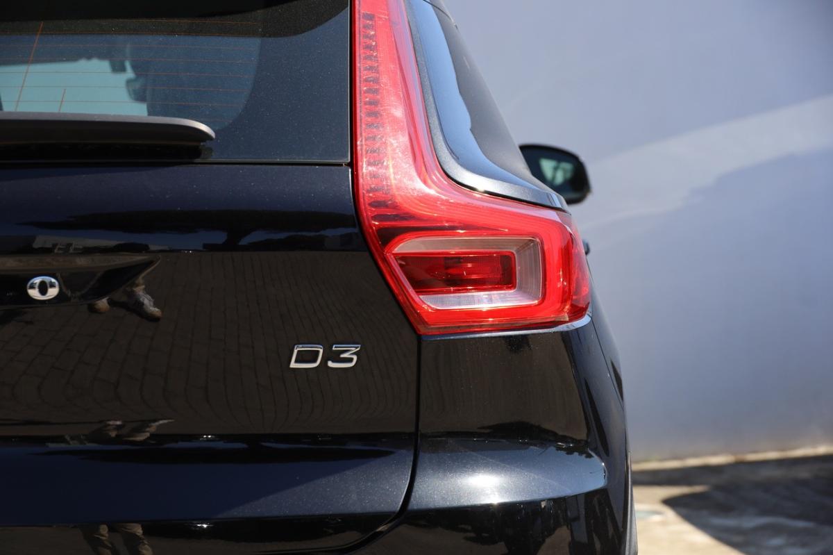 volvo-xc40-2019-diesel-1969cc