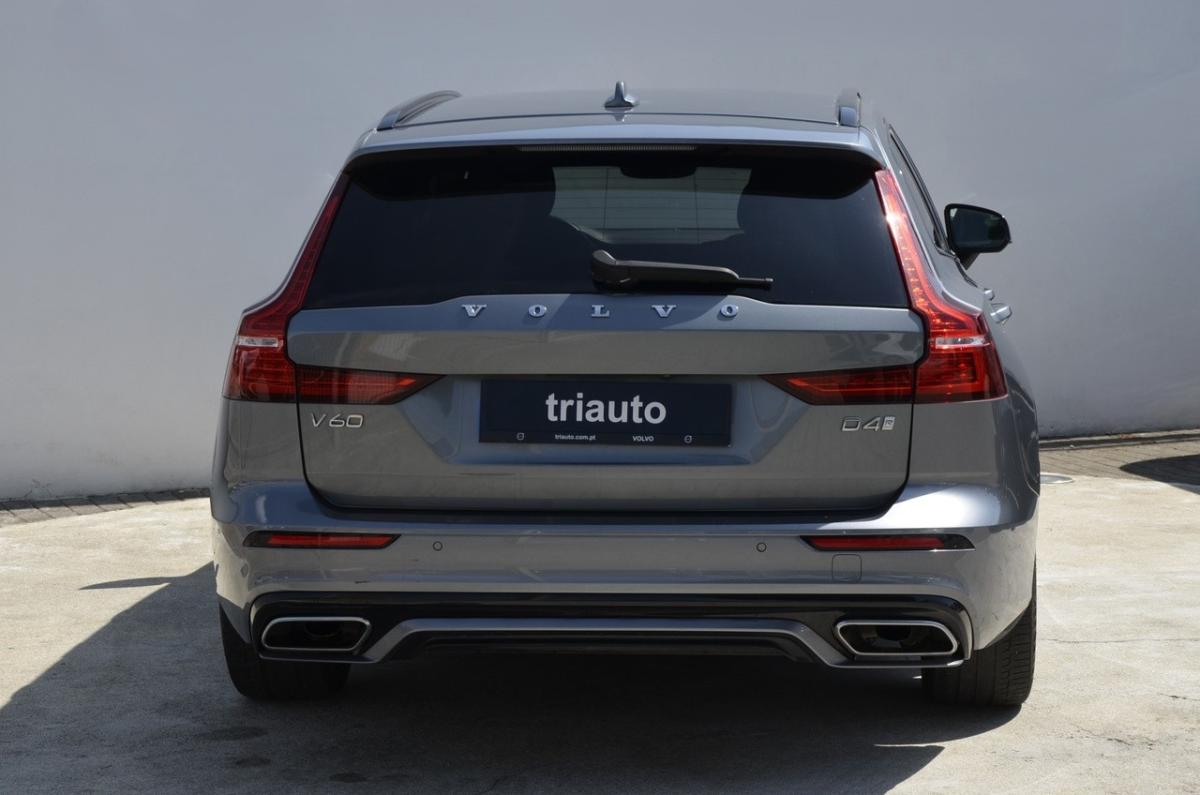 volvo-v60-2019-diesel-1969cc