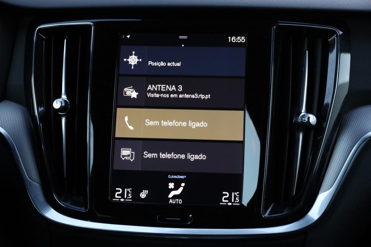 volvo-v60-2019-diesel-1969cc