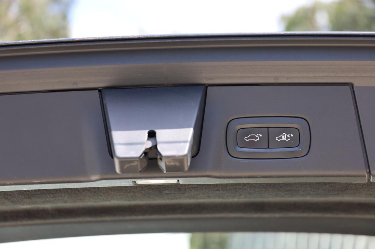 volvo-v90-2016-diesel-1969cc