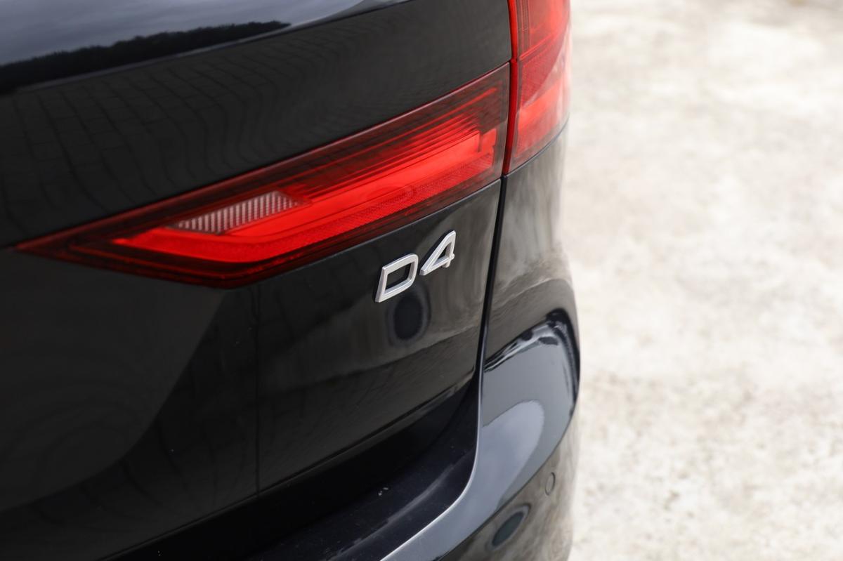 volvo-v90-2018-diesel-1969cc