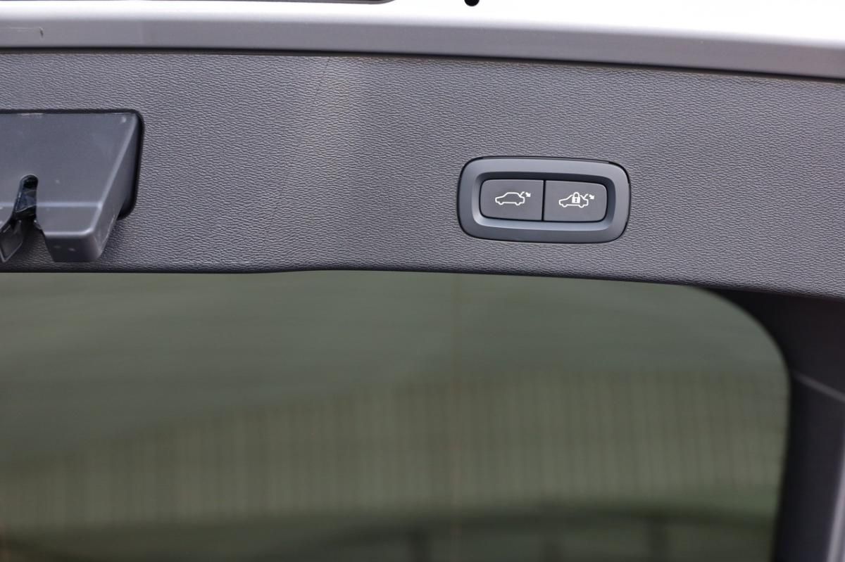 volvo-c40-2024-eletrico-0cc