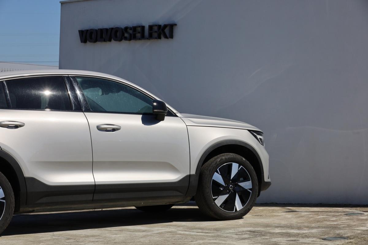 volvo-c40-2024-eletrico-0cc