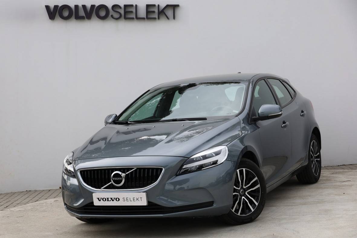 volvo-v40-2019-diesel-1969cc
