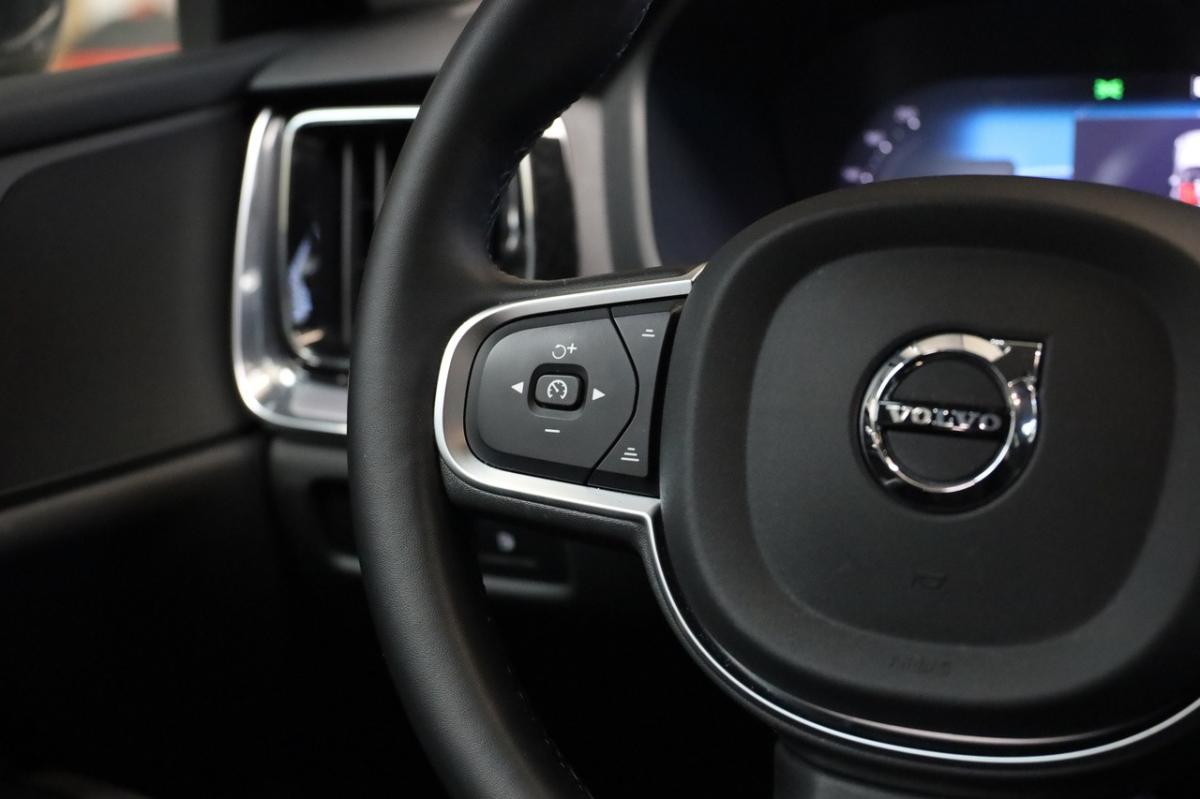 volvo-v60-2025-hibrido-a-gasolina-1969cc