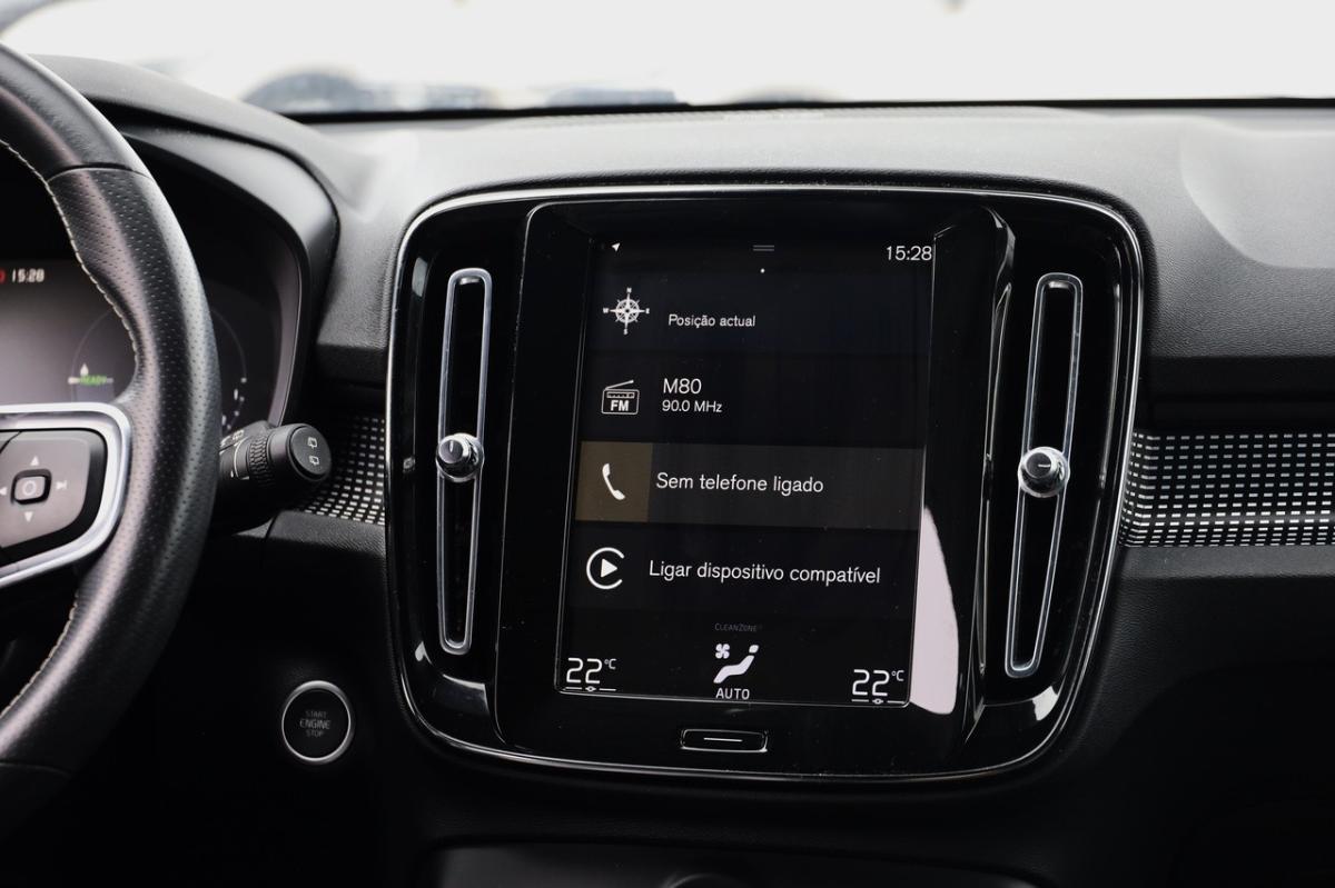 volvo-xc40-2021-hibrido-a-gasolina-1477cc