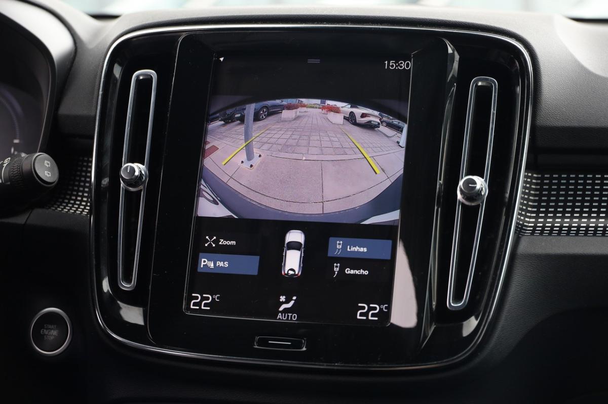 volvo-xc40-2021-hibrido-a-gasolina-1477cc