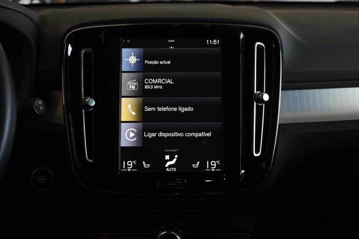 volvo-xc40-2024-gasolina-1477cc