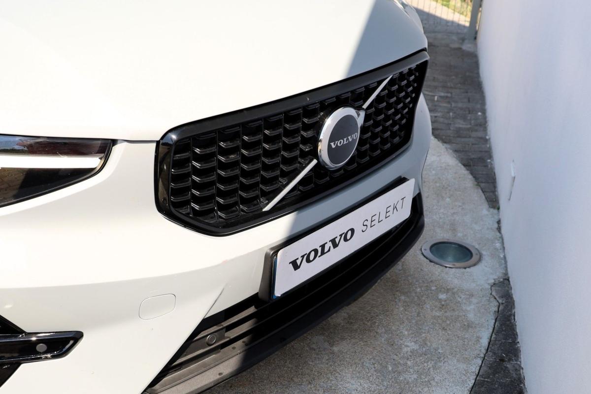 volvo-xc40-2024-gasolina-1477cc