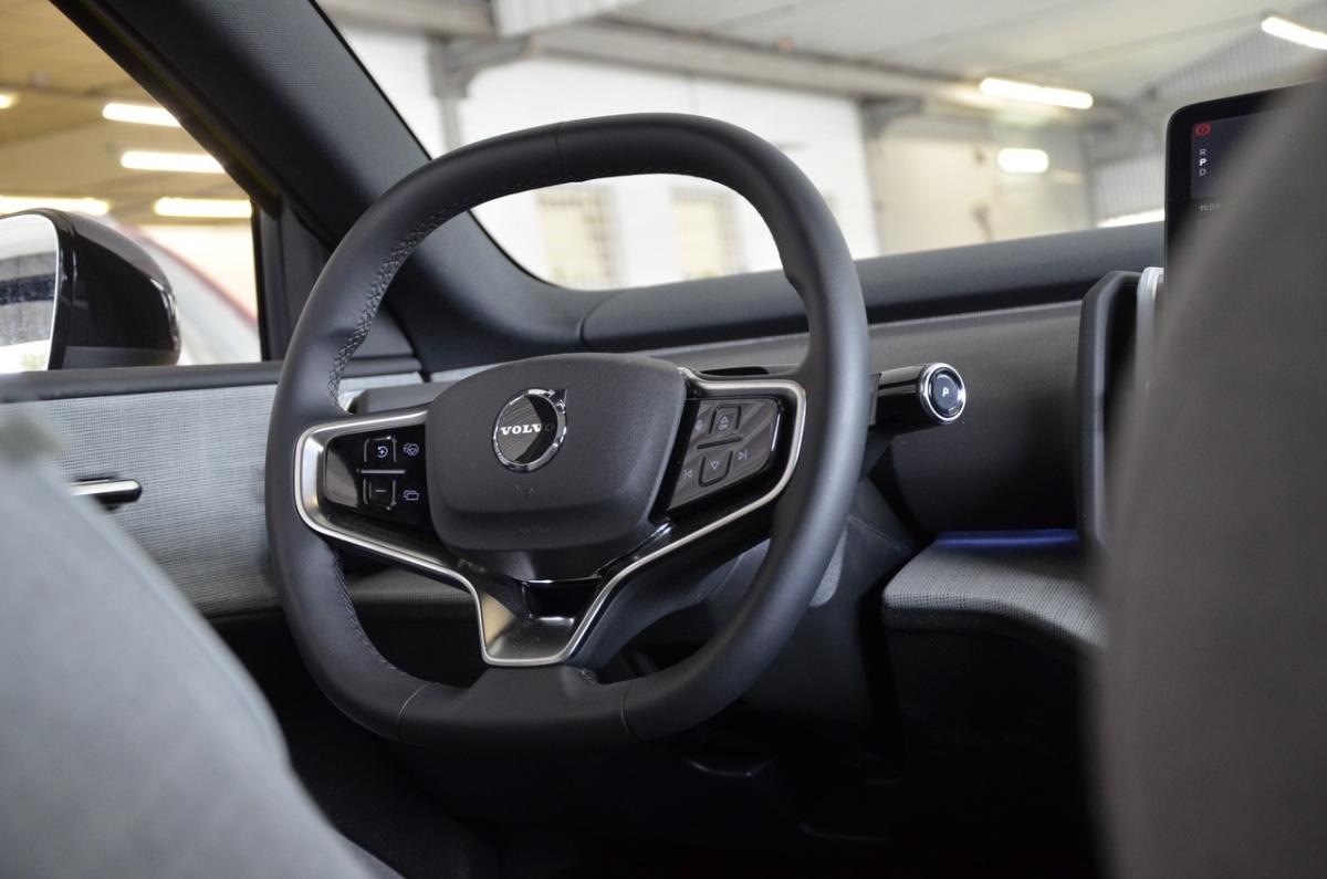 volvo-ex30-2025-eletrico-0cc
