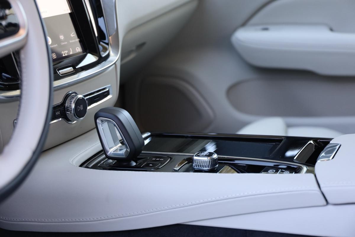 volvo-v60-2026-hibrido-a-gasolina-1969cc
