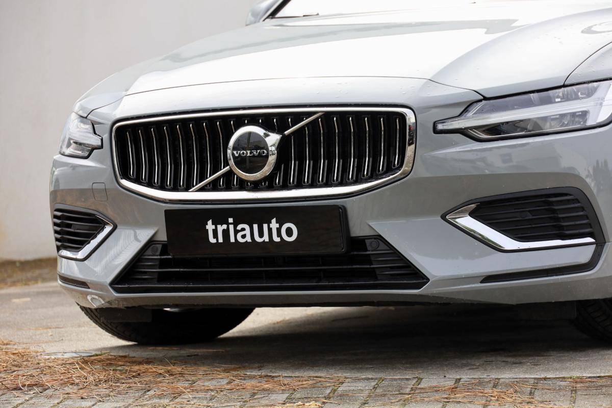 volvo-v60-2026-hibrido-a-gasolina-1969cc