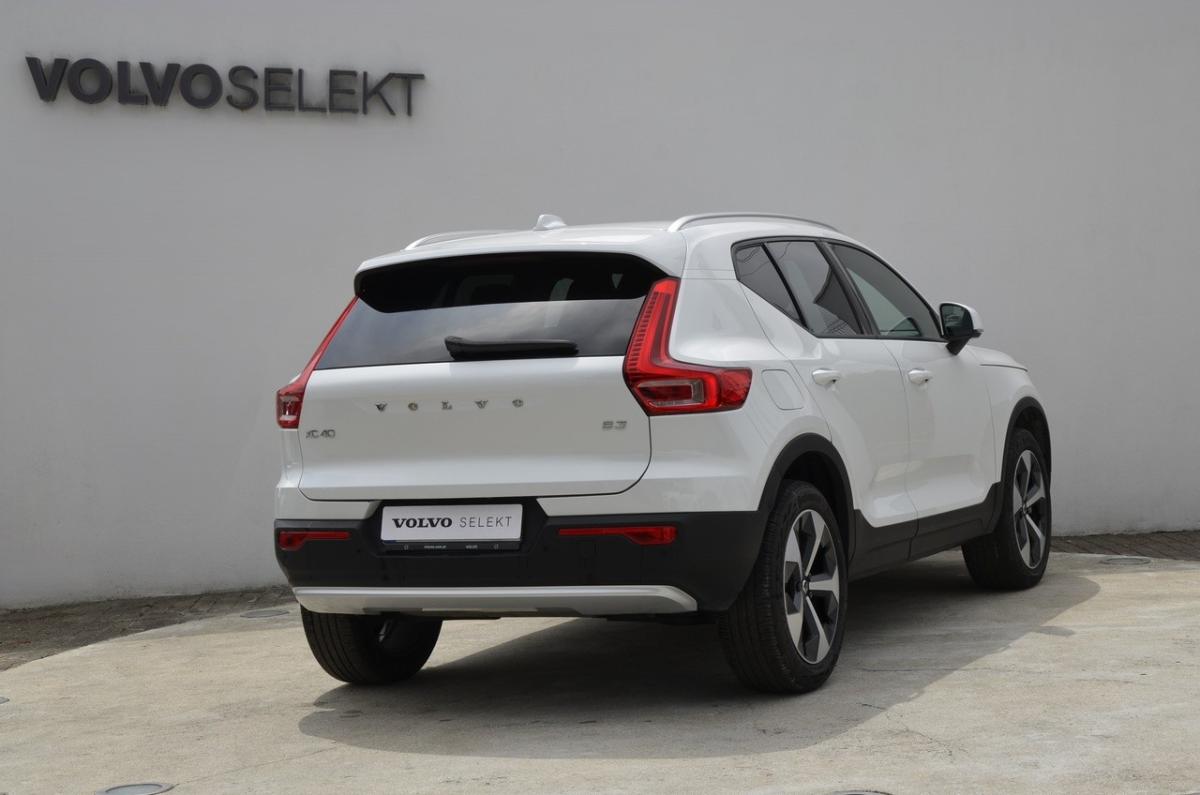 volvo-xc40-2025-gasolina-1969cc