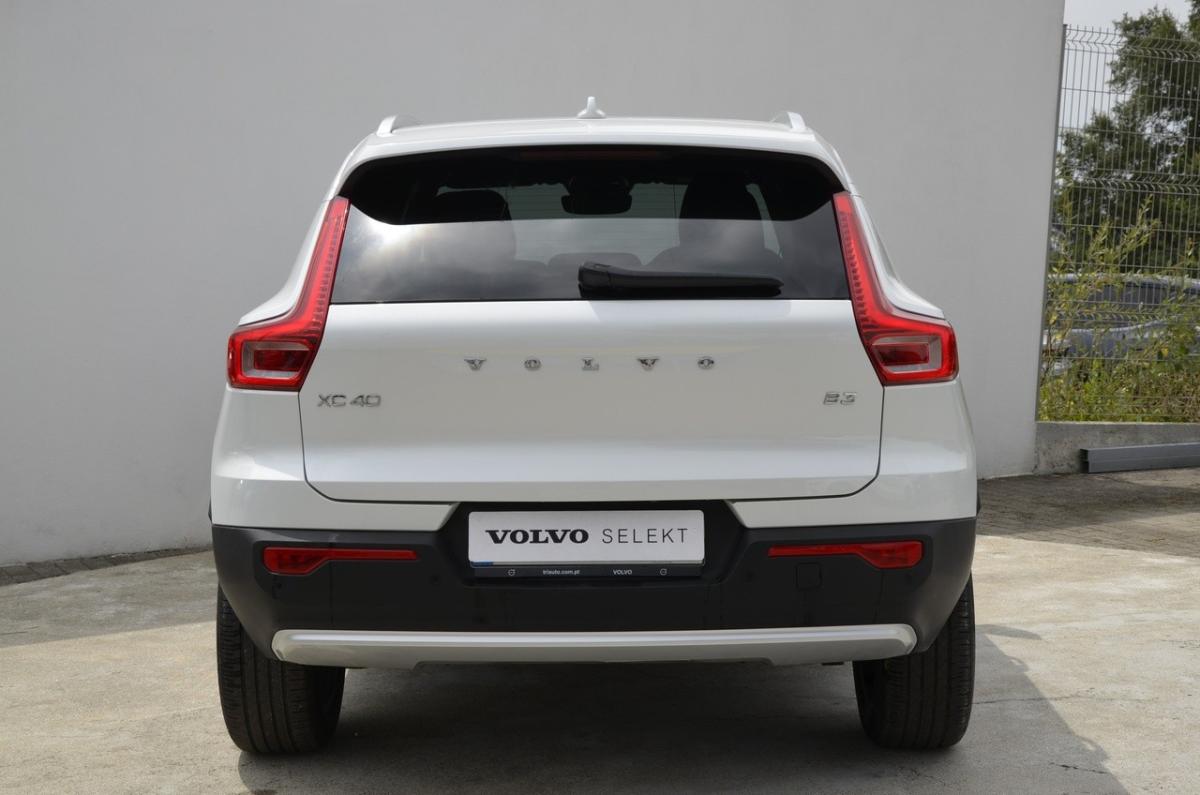 volvo-xc40-2025-gasolina-1969cc
